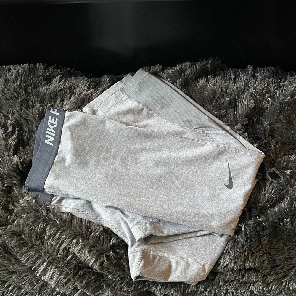 Nike Pro Grey Leggings